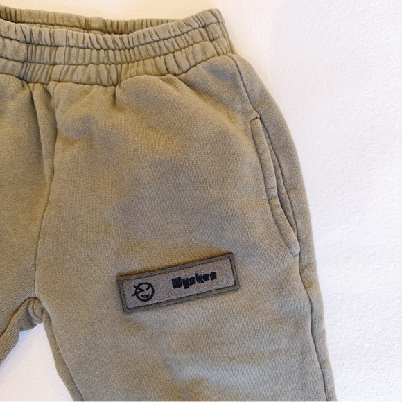 wynken kids sweatshirt and sweatpants set 2T - Picture 5 of 7